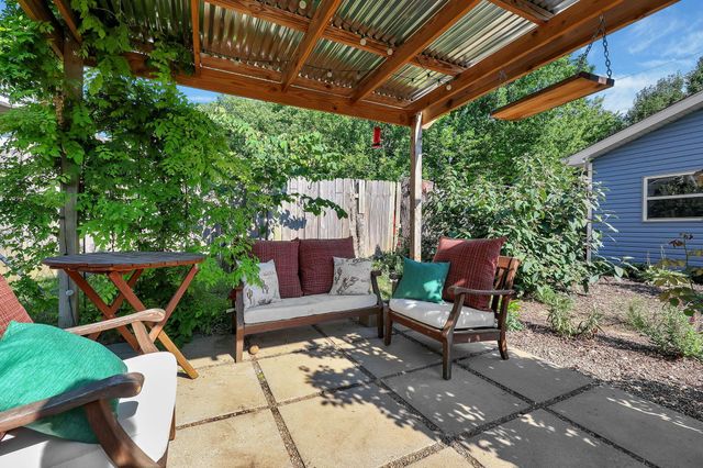 1043 E Whittier Street, Columbus, OH 43206