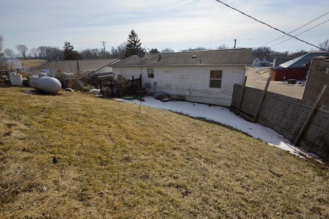 122 E Main Street, Mount Hope, WI 53816