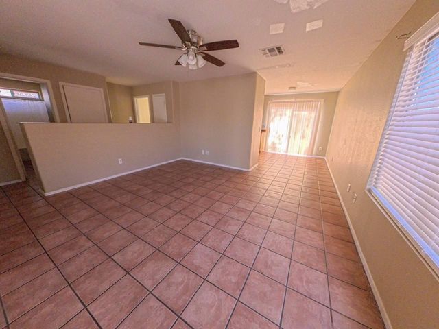 3913 N 105th Drive, Avondale, AZ 85392