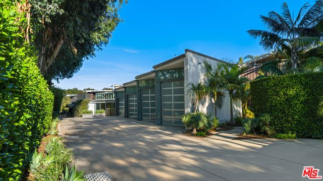 28827 Grayfox Street, Malibu, CA 90265