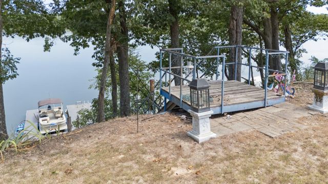 24870 S 680 Court, Grove, OK 74344