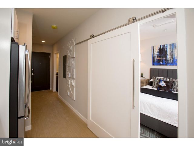 121 N 2ND ST #214, Philadelphia, PA 19106