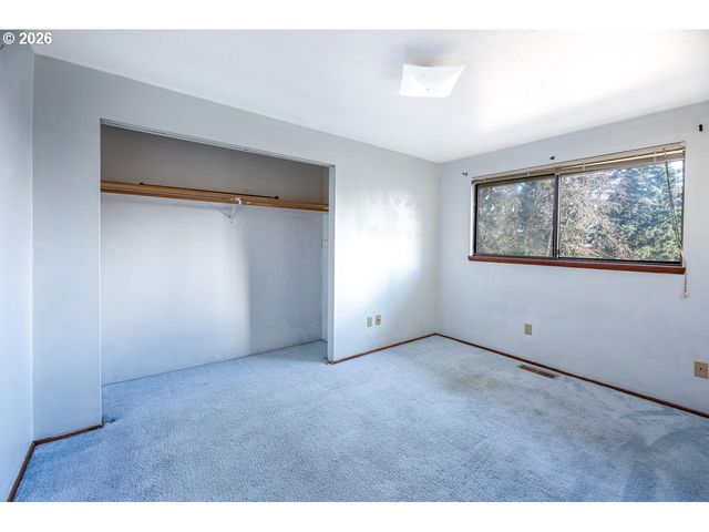 1783 GRAHAM Dr, Eugene, OR 97405