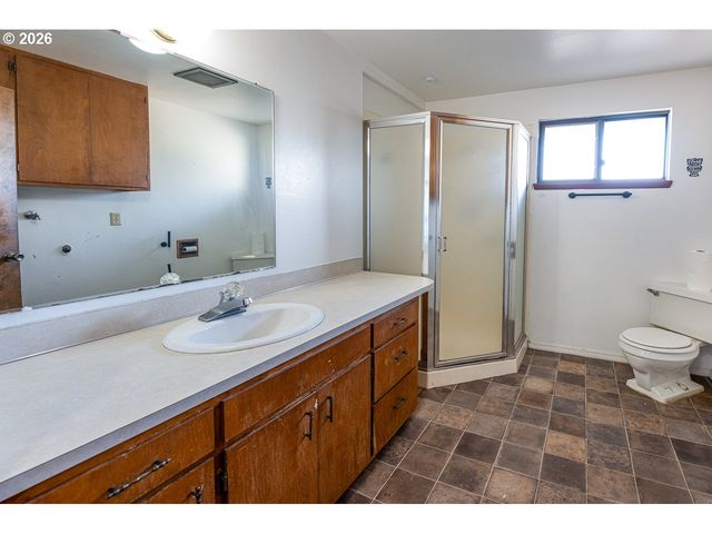 1783 GRAHAM Dr, Eugene, OR 97405