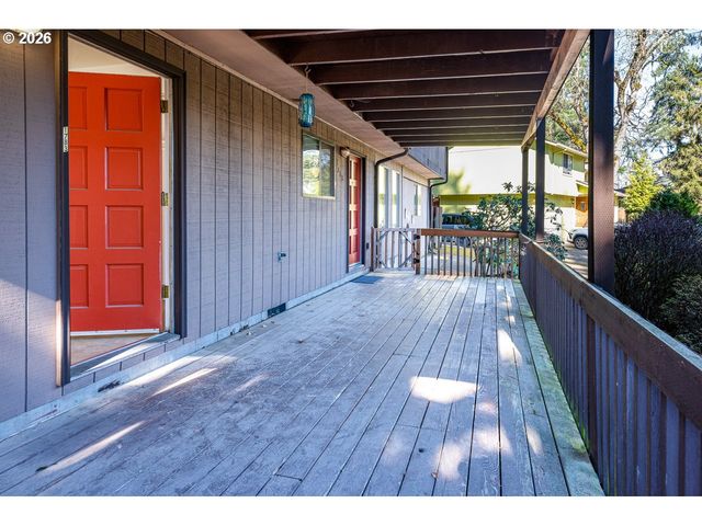 1783 GRAHAM Dr, Eugene, OR 97405