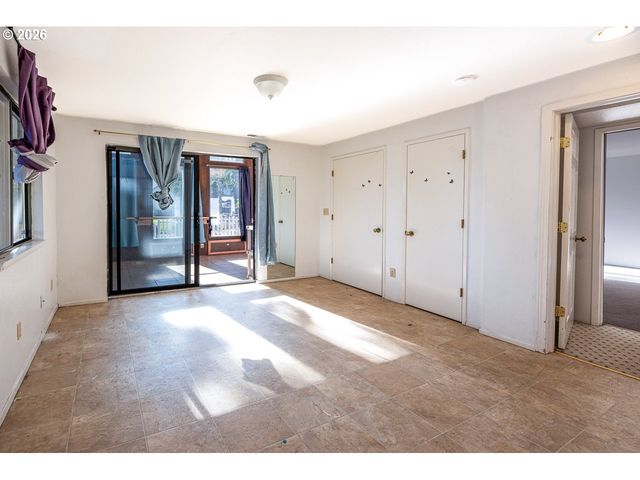 1783 GRAHAM Dr, Eugene, OR 97405