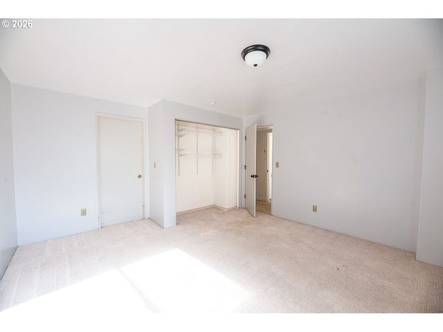 1783 GRAHAM Dr, Eugene, OR 97405