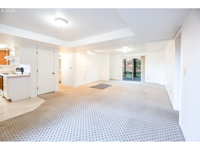 1783 GRAHAM Dr, Eugene, OR 97405