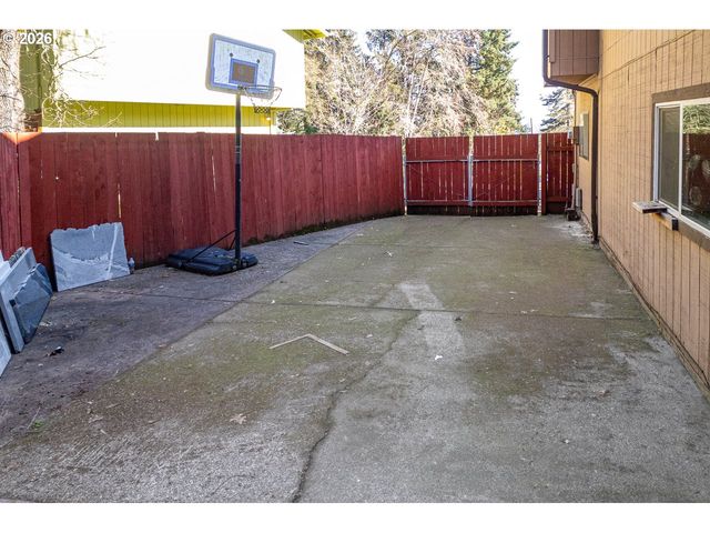 1783 GRAHAM Dr, Eugene, OR 97405