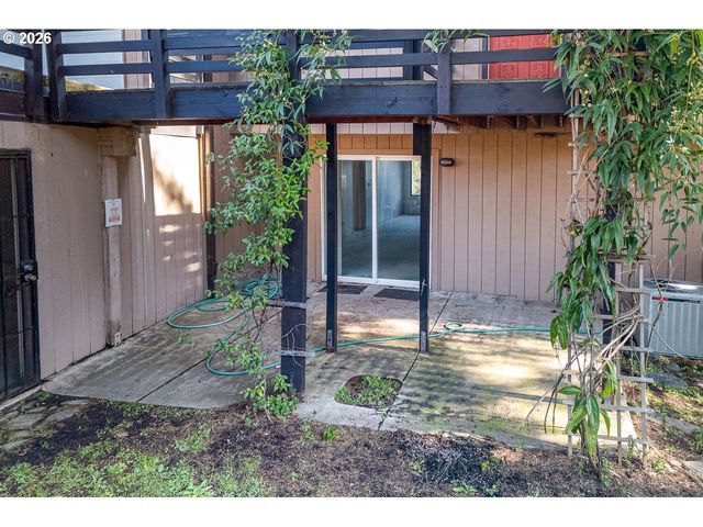 1783 GRAHAM Dr, Eugene, OR 97405