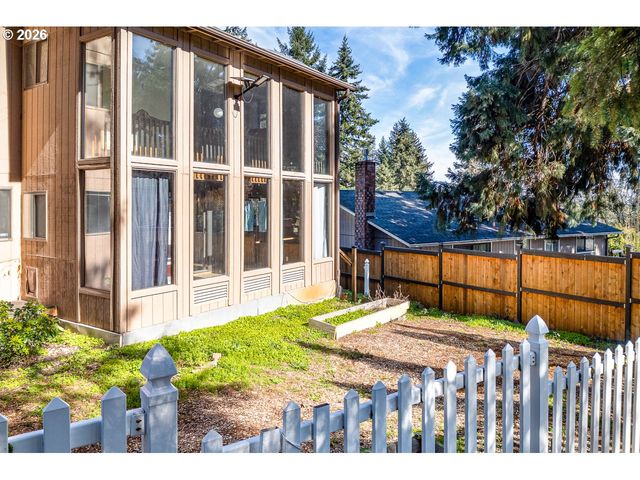 1783 GRAHAM Dr, Eugene, OR 97405