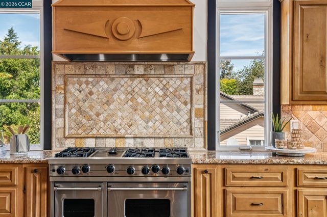 179 Vernal Dr, Alamo, CA 94507