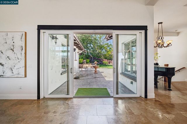 179 Vernal Dr, Alamo, CA 94507