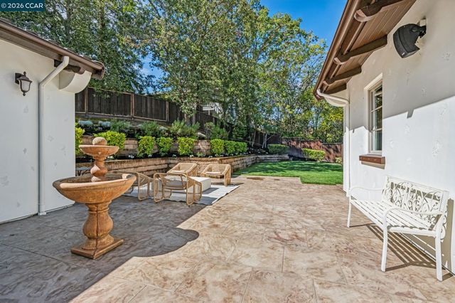 179 Vernal Dr, Alamo, CA 94507