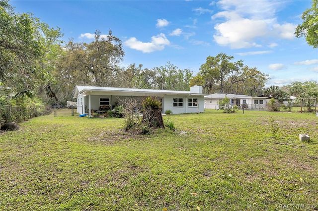2001 NW 15th Court, Crystal River, FL 34428