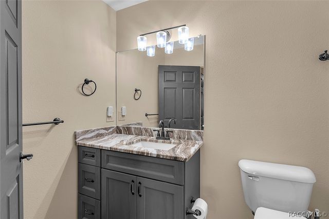 2001 NW 15th Court, Crystal River, FL 34428