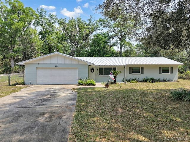 2001 NW 15th Court, Crystal River, FL 34428