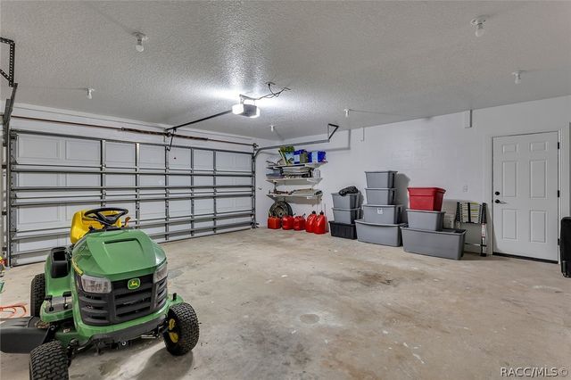 2001 NW 15th Court, Crystal River, FL 34428