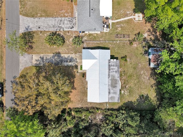 2001 NW 15th Court, Crystal River, FL 34428