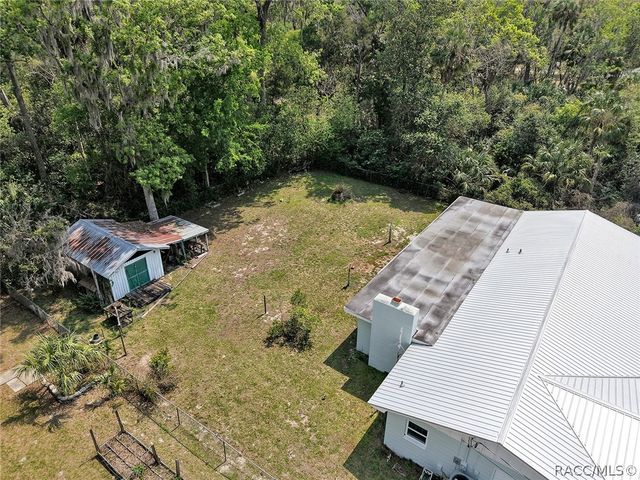 2001 NW 15th Court, Crystal River, FL 34428