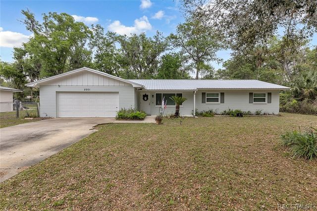 2001 NW 15th Court, Crystal River, FL 34428