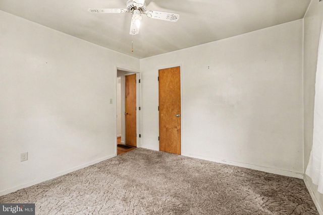 114 MAPLE DR, Mechanicsburg, PA 17050