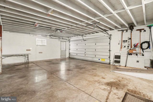 114 MAPLE DR, Mechanicsburg, PA 17050