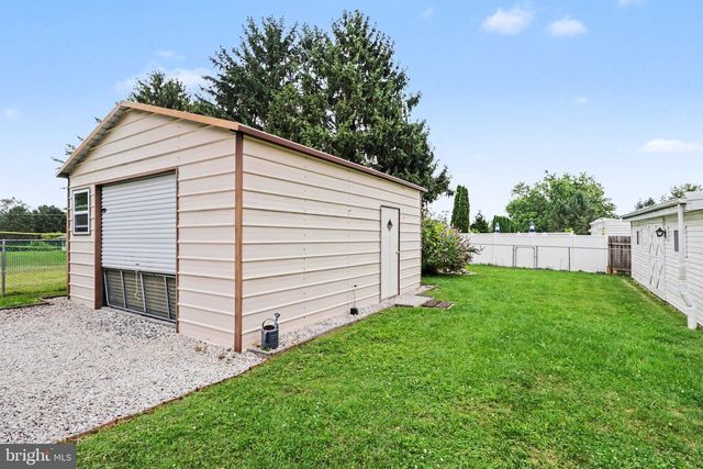 114 MAPLE DR, Mechanicsburg, PA 17050