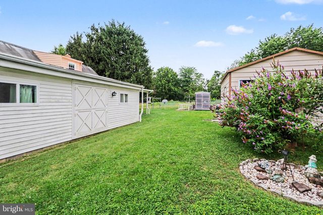 114 MAPLE DR, Mechanicsburg, PA 17050
