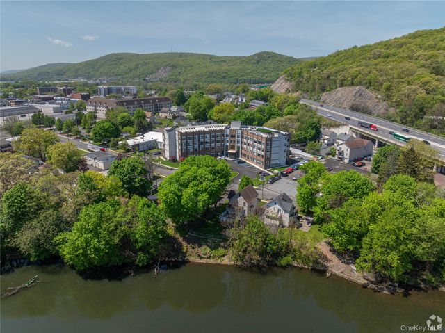15 Washington Avenue 414, Suffern, NY 10901