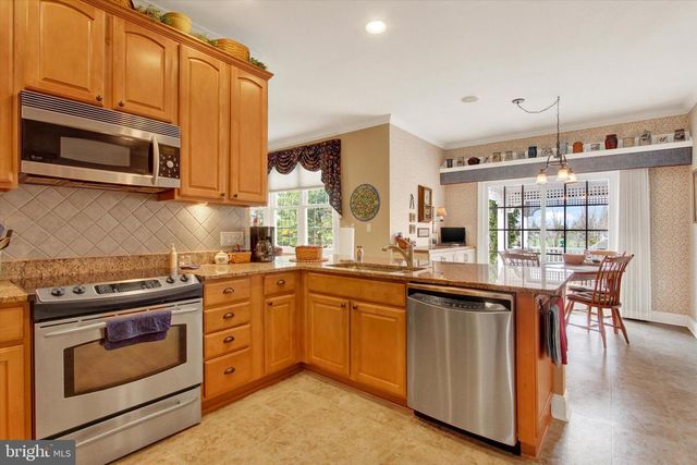 153 STAFFORD DR, Hanover, PA 17331