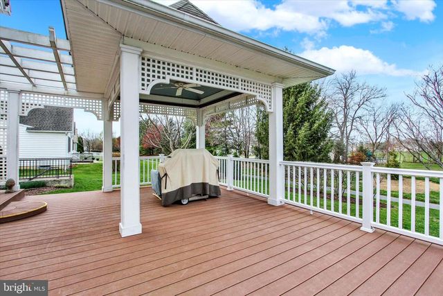153 STAFFORD DR, Hanover, PA 17331