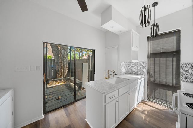 518 Hawthorne Street 1, Houston, TX 77006