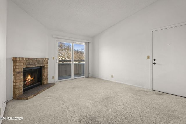 7680 Bluestone Drive, Reno, NV 89511