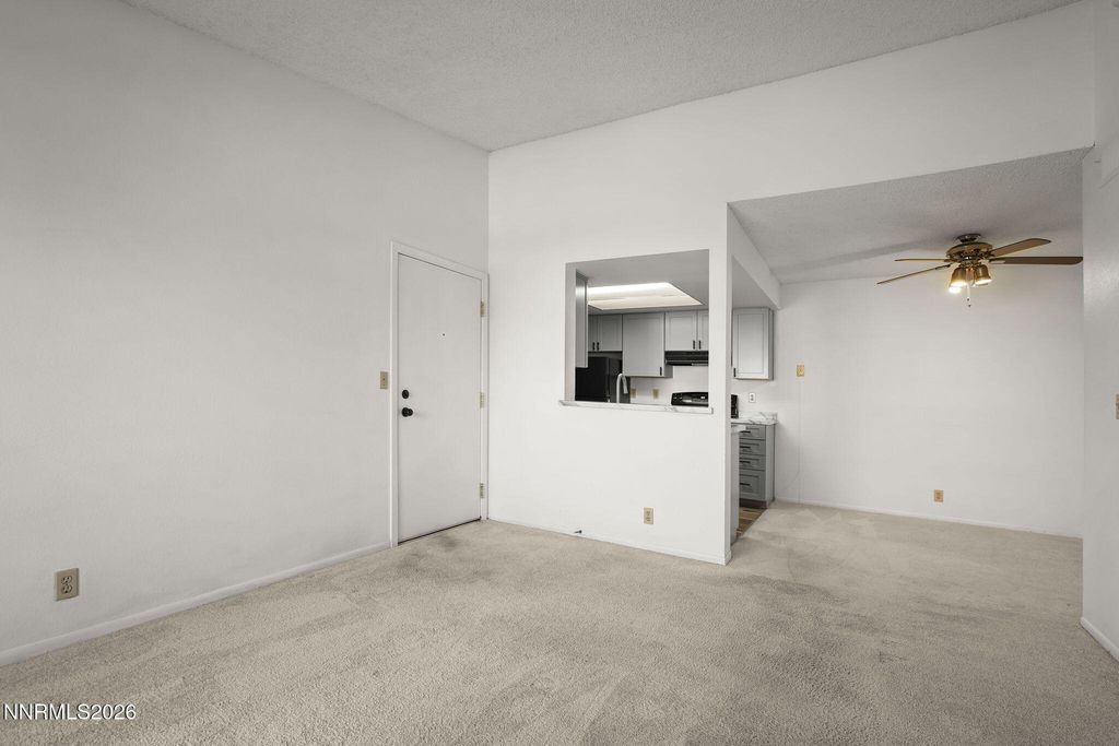 Image 6 of property listing at 7680 Bluestone Drive, Reno, NV 89511