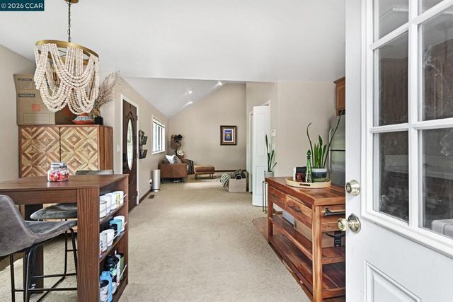 85 Trish Ct, Danville, CA 94506