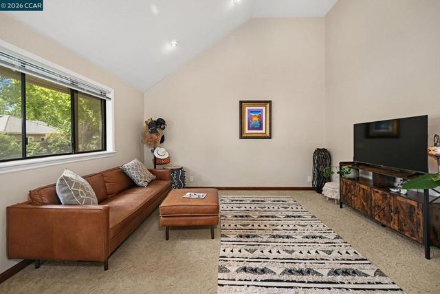 85 Trish Ct, Danville, CA 94506