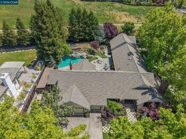 85 Trish Ct, Danville, CA 94506