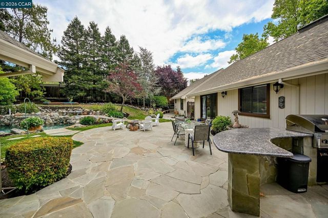 85 Trish Ct, Danville, CA 94506