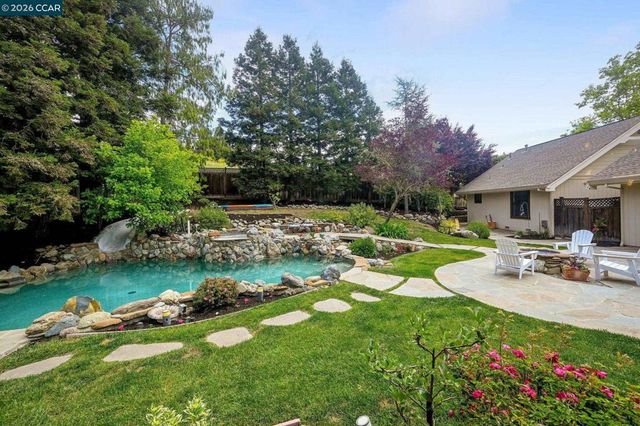 85 Trish Ct, Danville, CA 94506