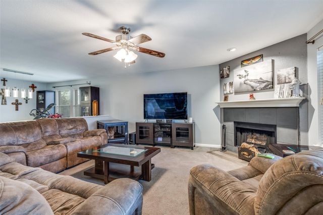 417 Niagara Falls Drive, Anna, TX 75409