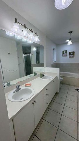 2316 SE 24th Avenue 2316, Homestead, FL 33035