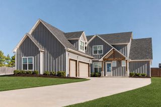 499 Old Farm Road, Edmond, OK 73034