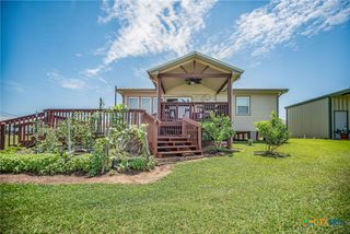 40 Sailfish Landing, Port Lavaca, TX 77979