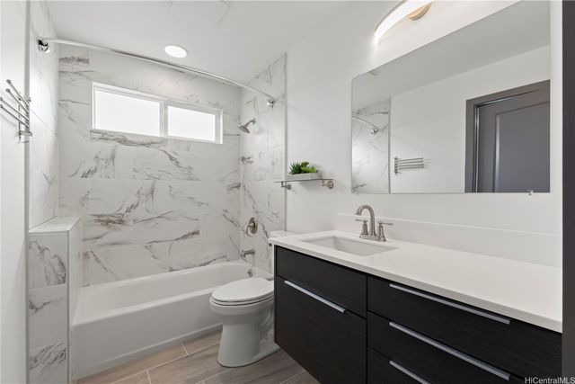 315 Hanakoa Street, Honolulu, HI 96825