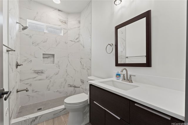 315 Hanakoa Street, Honolulu, HI 96825