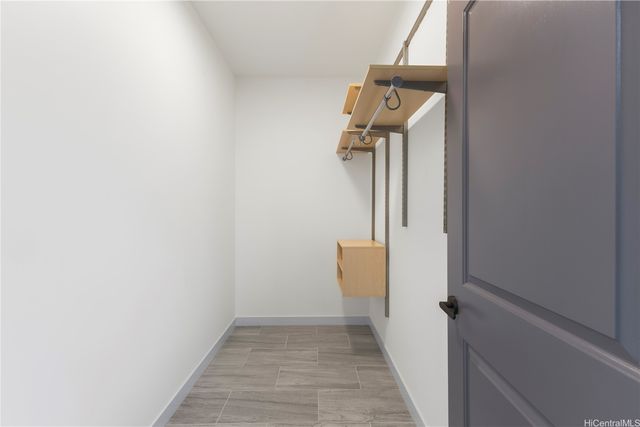 315 Hanakoa Street, Honolulu, HI 96825