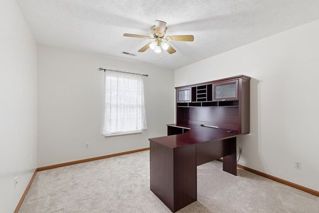 677 Villa Dr, Ontario, OH 44906