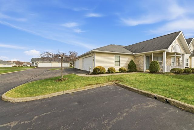 677 Villa Dr, Ontario, OH 44906