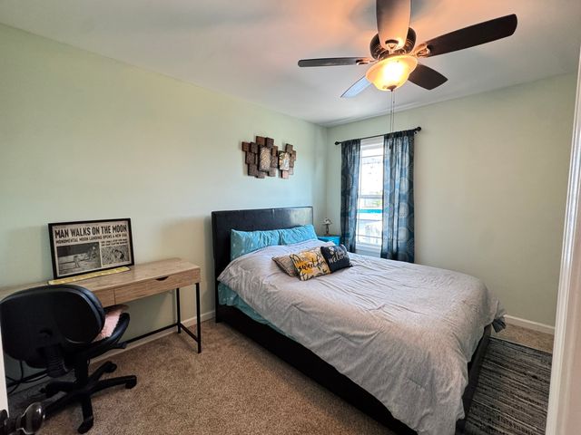 985 Richland Farms Dr, Manchester, TN 37355